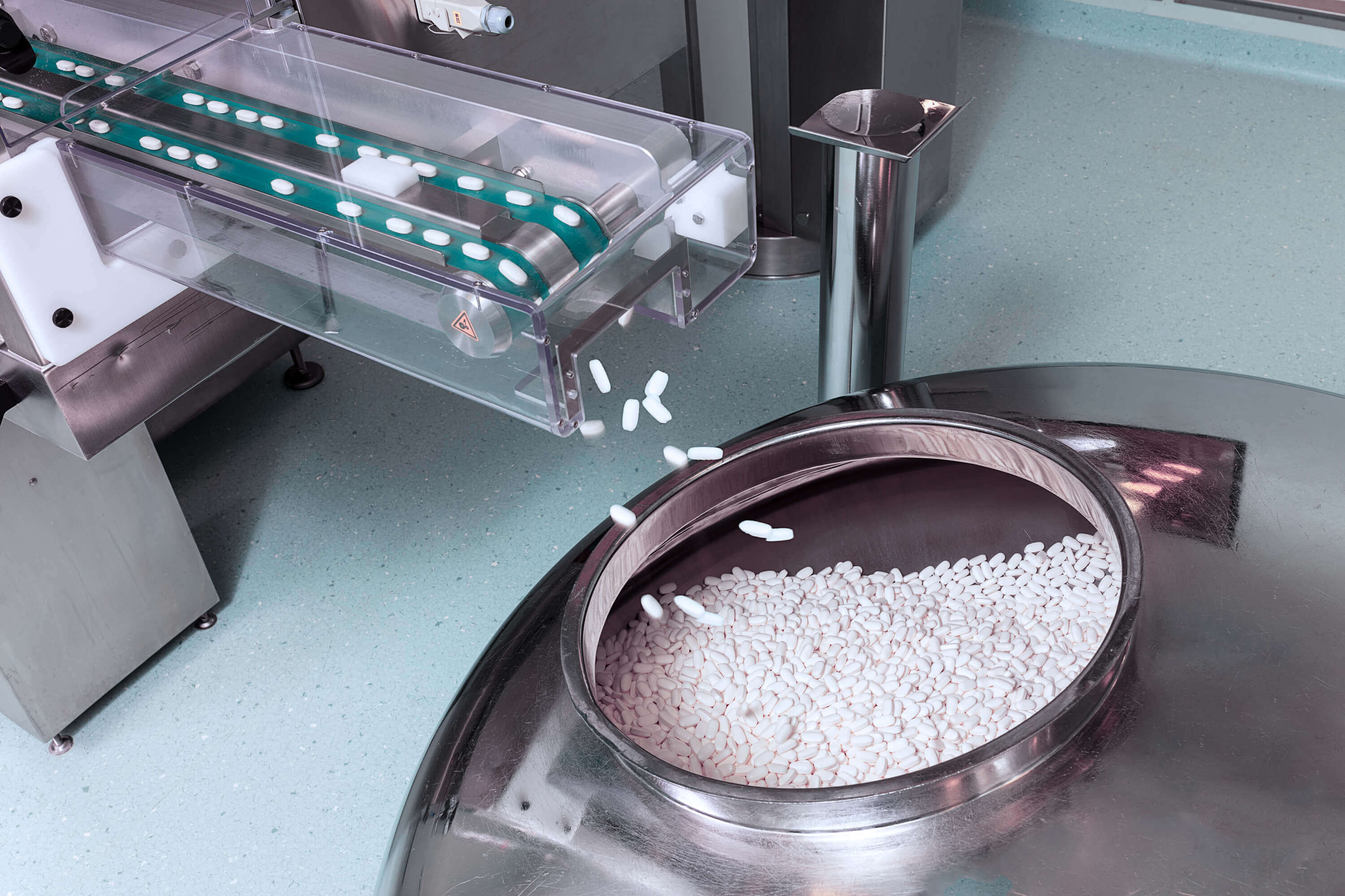 Tablet making machine